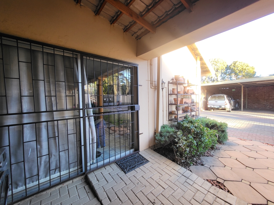 3 Bedroom Property for Sale in Riebeeckstad Free State